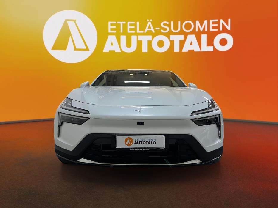 POLESTAR 4 2025