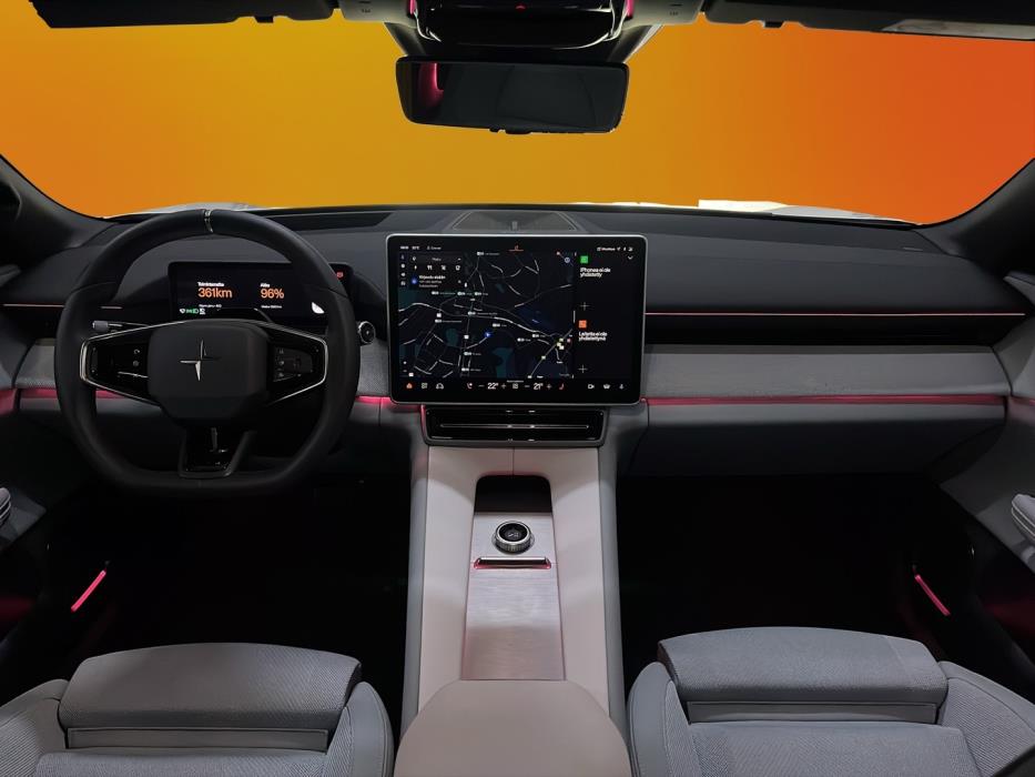 POLESTAR 4 2025