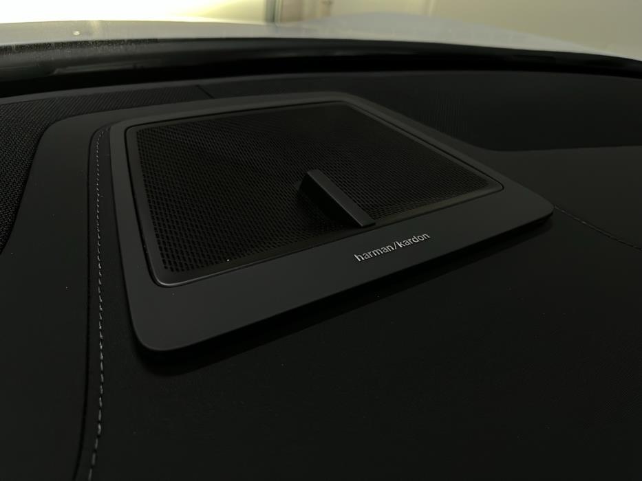 POLESTAR 4 2025