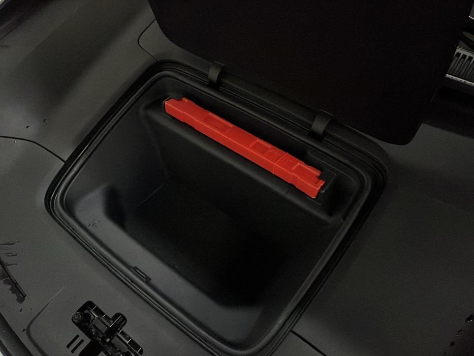 POLESTAR 4 2025