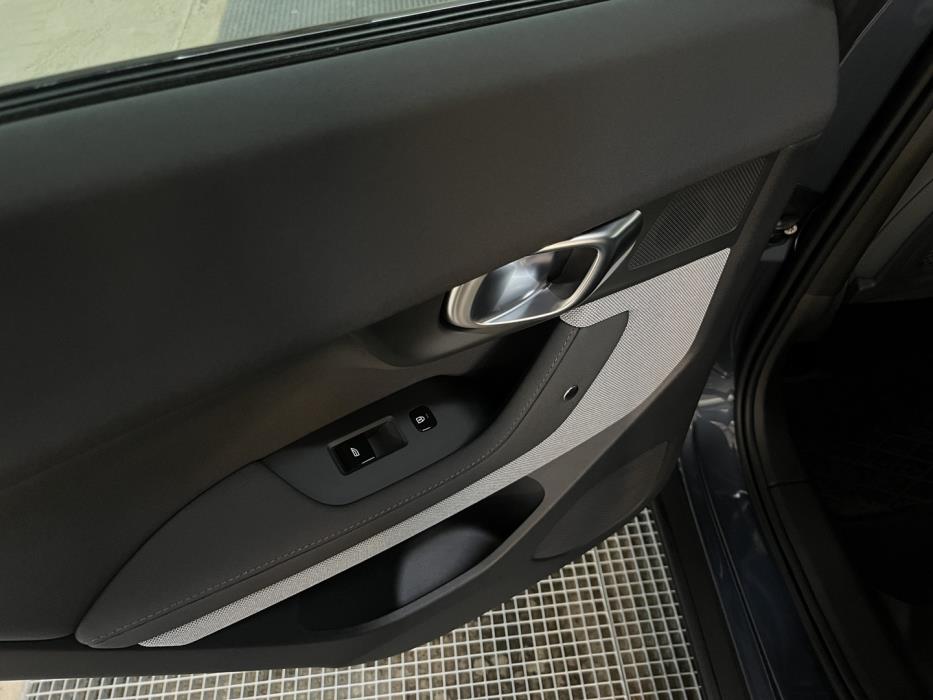 POLESTAR 2 2024