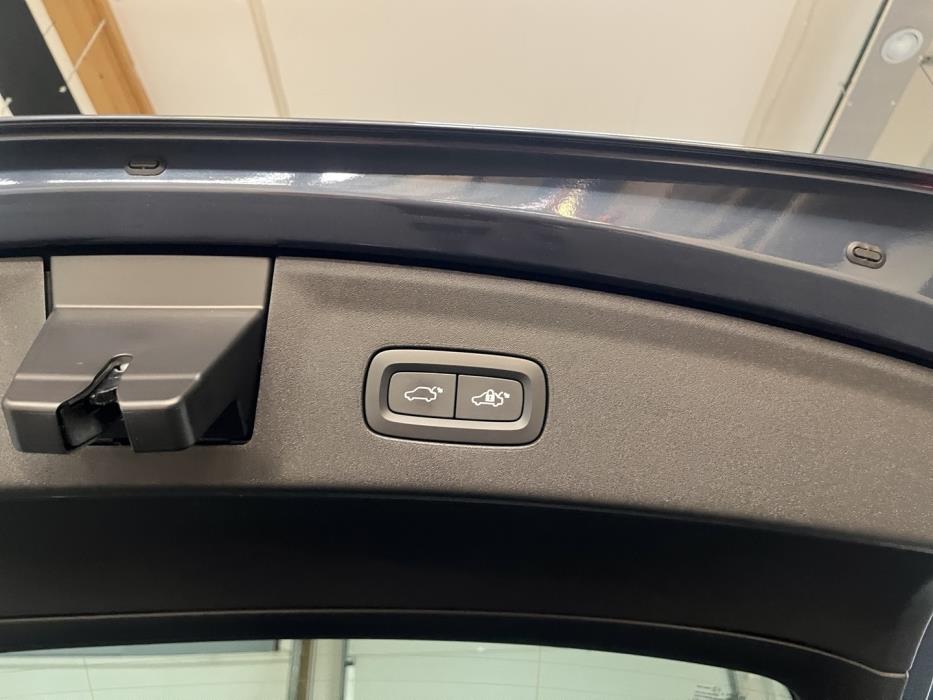 POLESTAR 2 2024