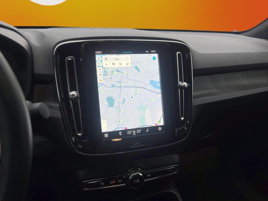 VOLVO C40 2023