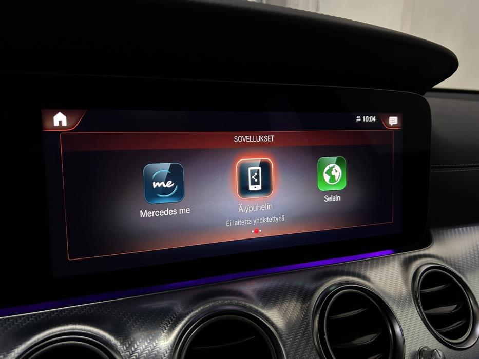 MERCEDES-BENZ E 2022