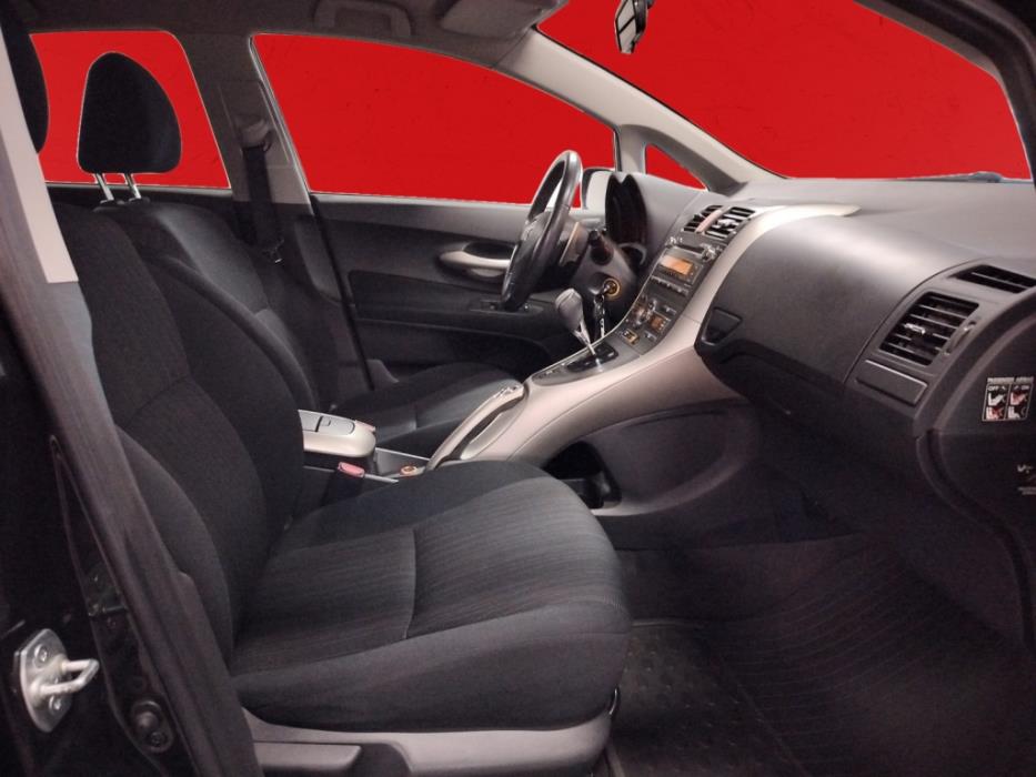 TOYOTA Auris 2008