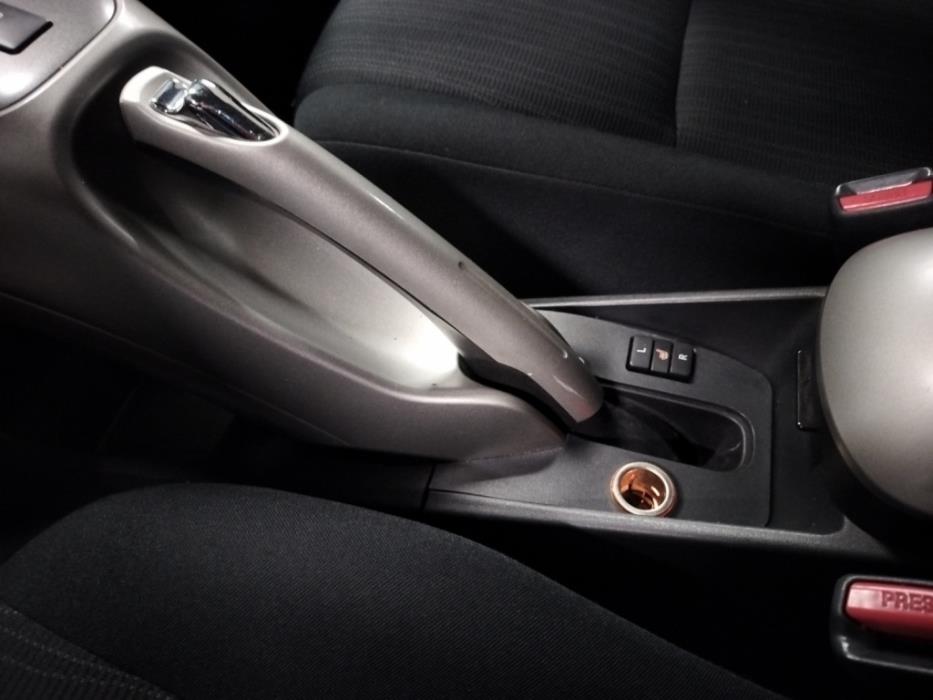 TOYOTA Auris 2008