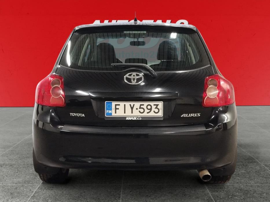 TOYOTA Auris 2008