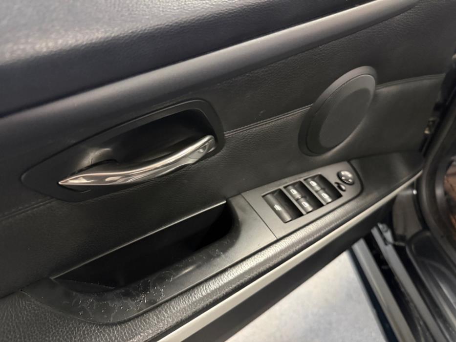 BMW 320i 2007