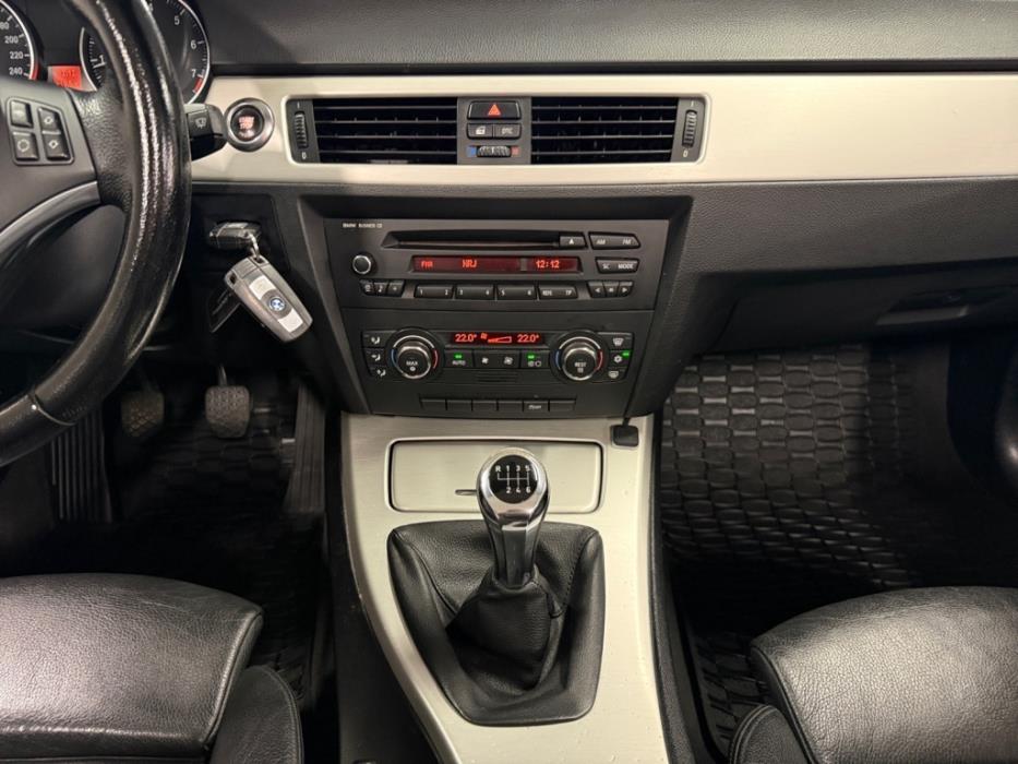 BMW 320i 2007
