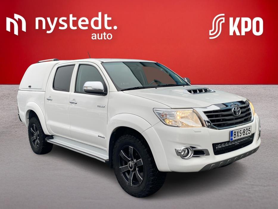 TOYOTA Hilux 2016