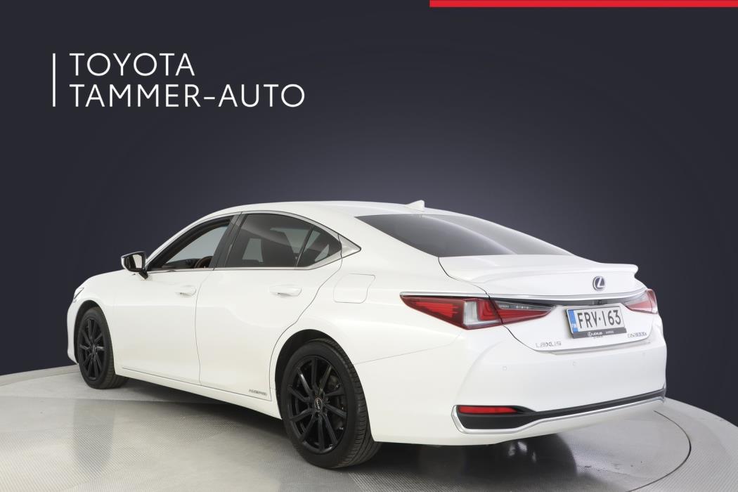 LEXUS ES 2020