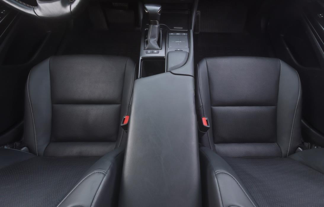 LEXUS ES 2021