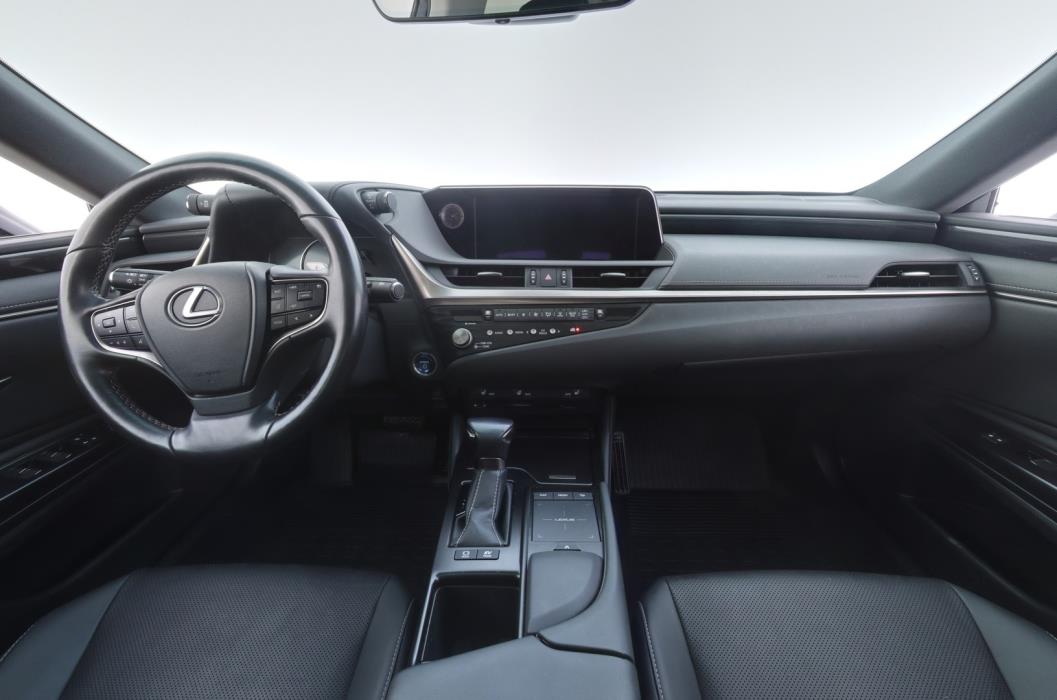 LEXUS ES 2021