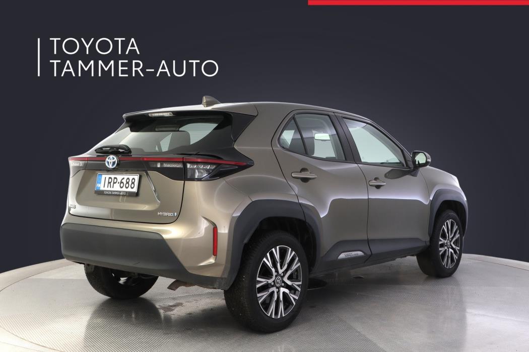 TOYOTA Yaris Cross 2024