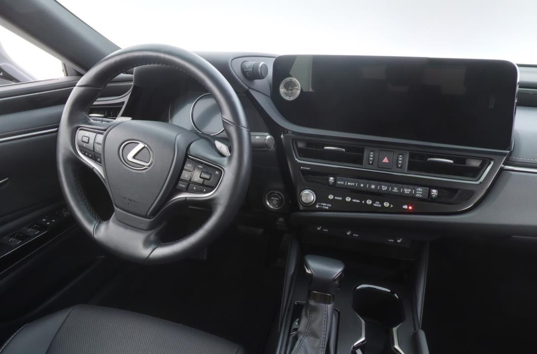 LEXUS ES 2023