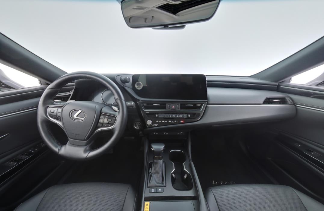 LEXUS ES 2023
