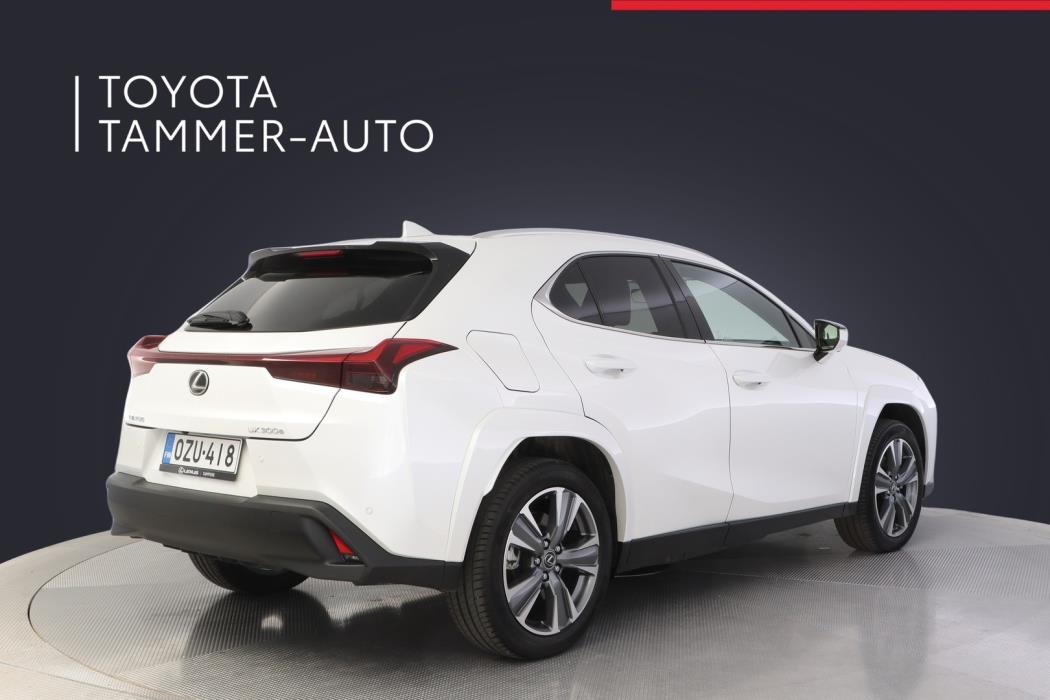 LEXUS UX 2023