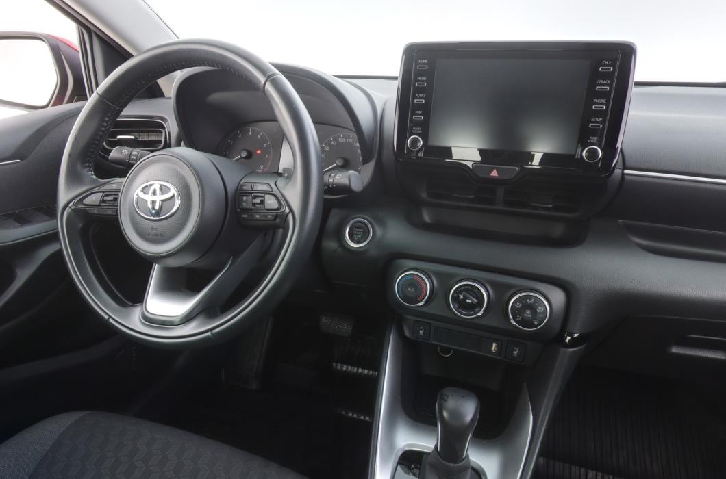 TOYOTA Yaris 2023