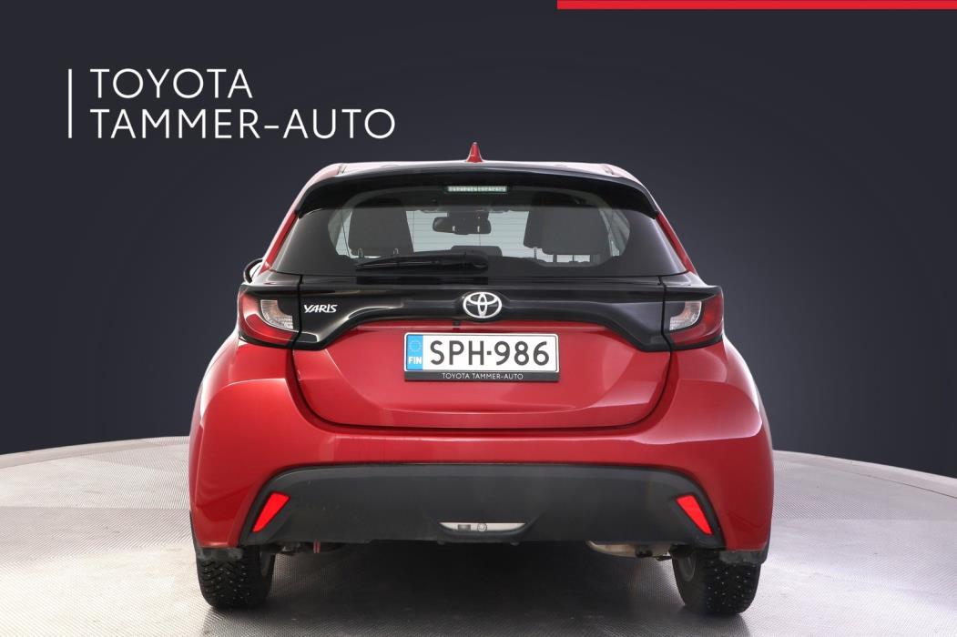 TOYOTA Yaris 2023