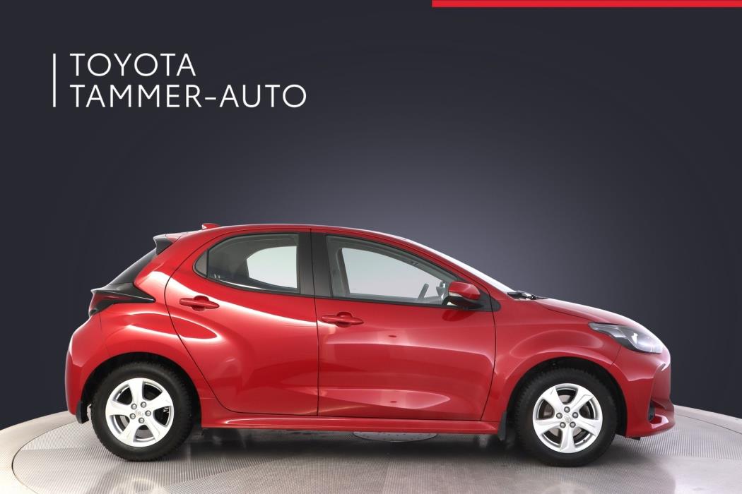 TOYOTA Yaris 2023