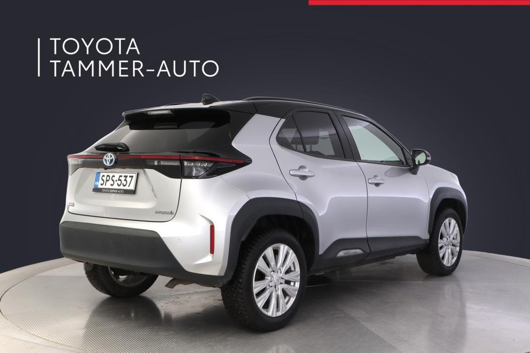 TOYOTA Yaris Cross 2024