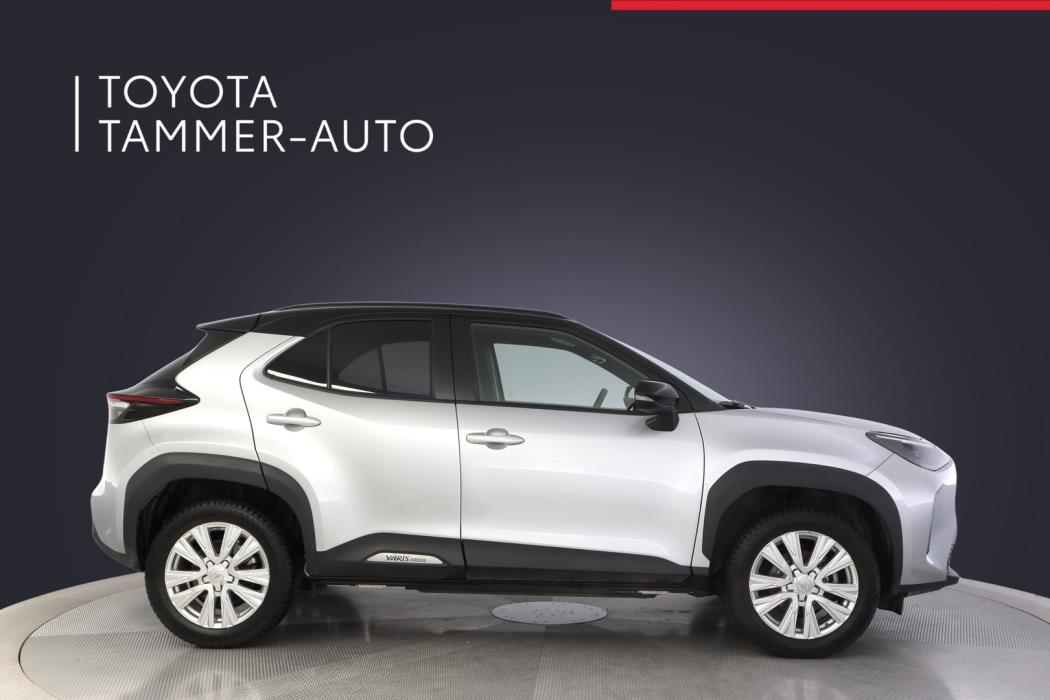 TOYOTA Yaris Cross 2024