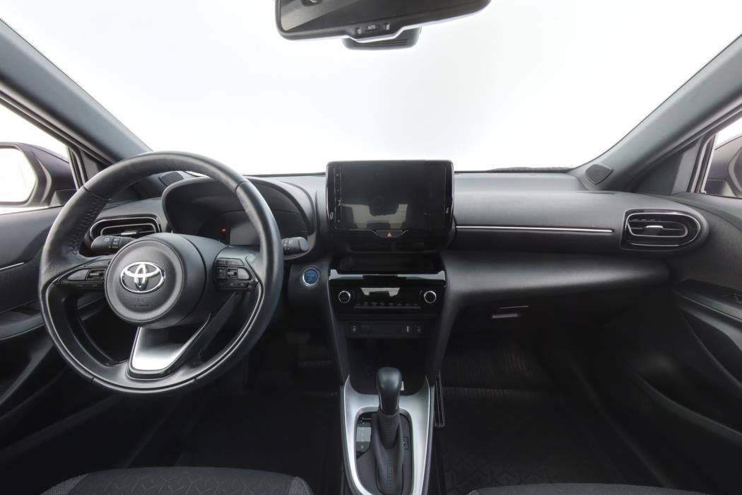TOYOTA Yaris Cross 2024