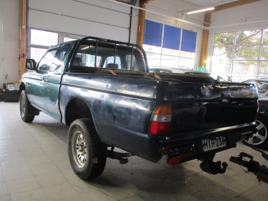 MITSUBISHI L200 1998