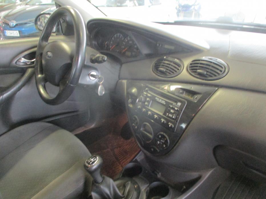 FORD FOCUS 2003