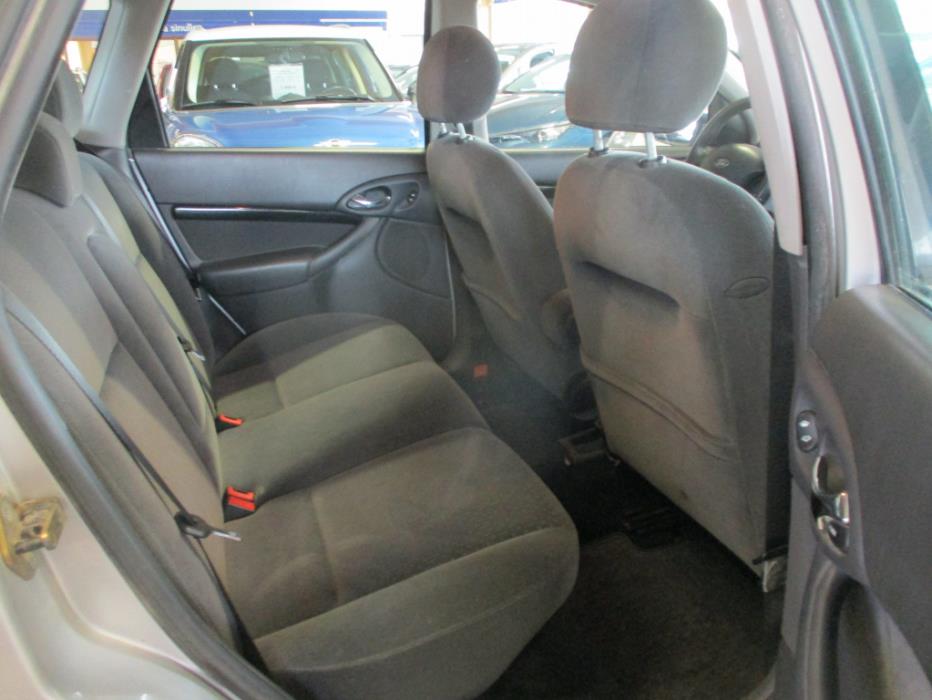 FORD FOCUS 2003