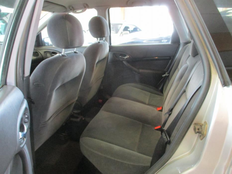 FORD FOCUS 2003