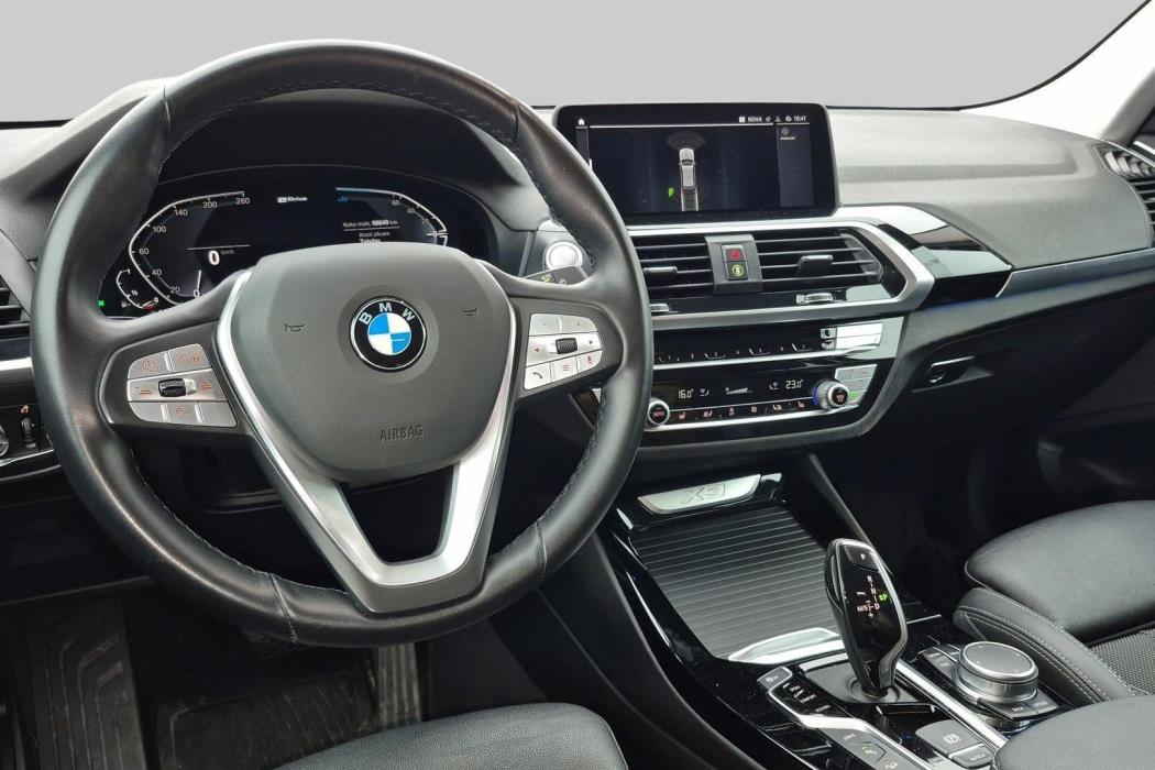 BMW X3 2021