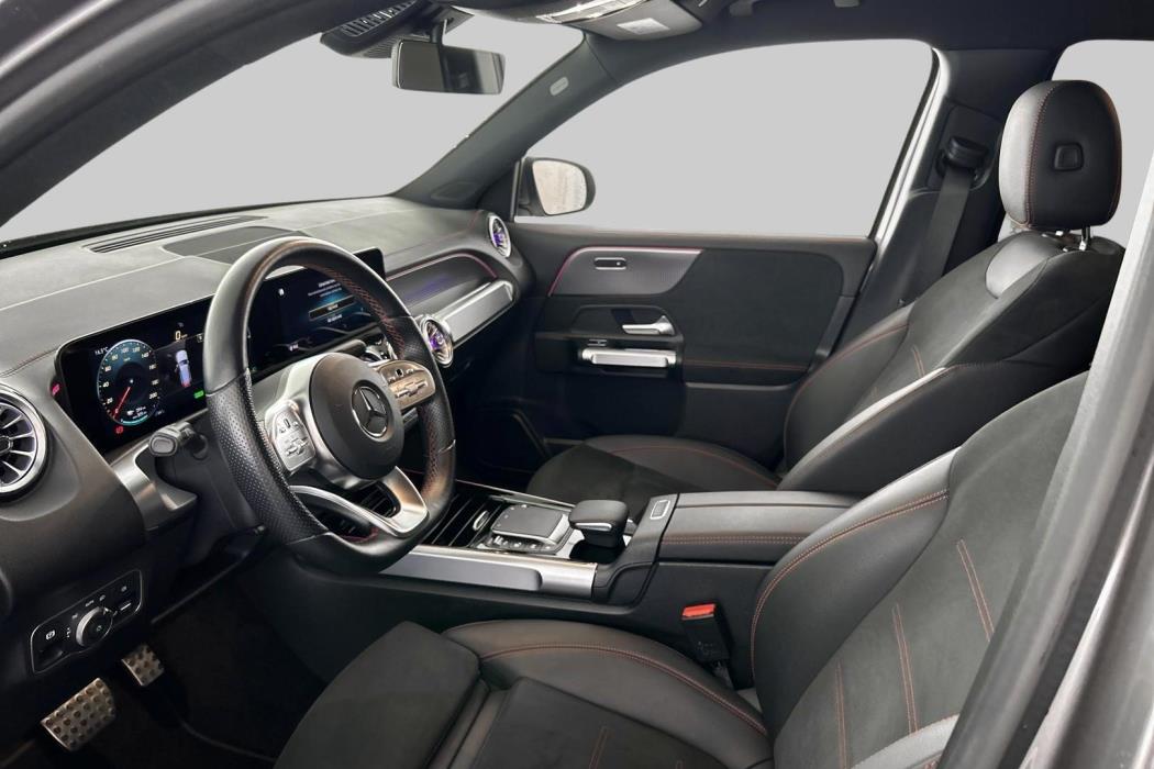 MERCEDES-BENZ EQB 2022