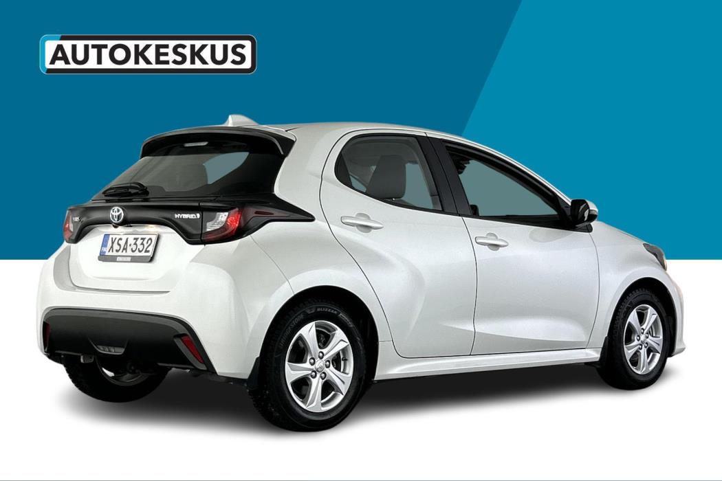 TOYOTA Yaris 2023