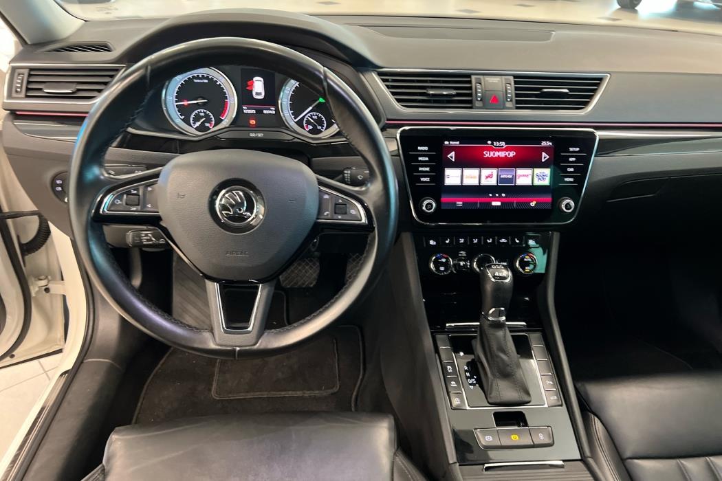 SKODA Superb 2018