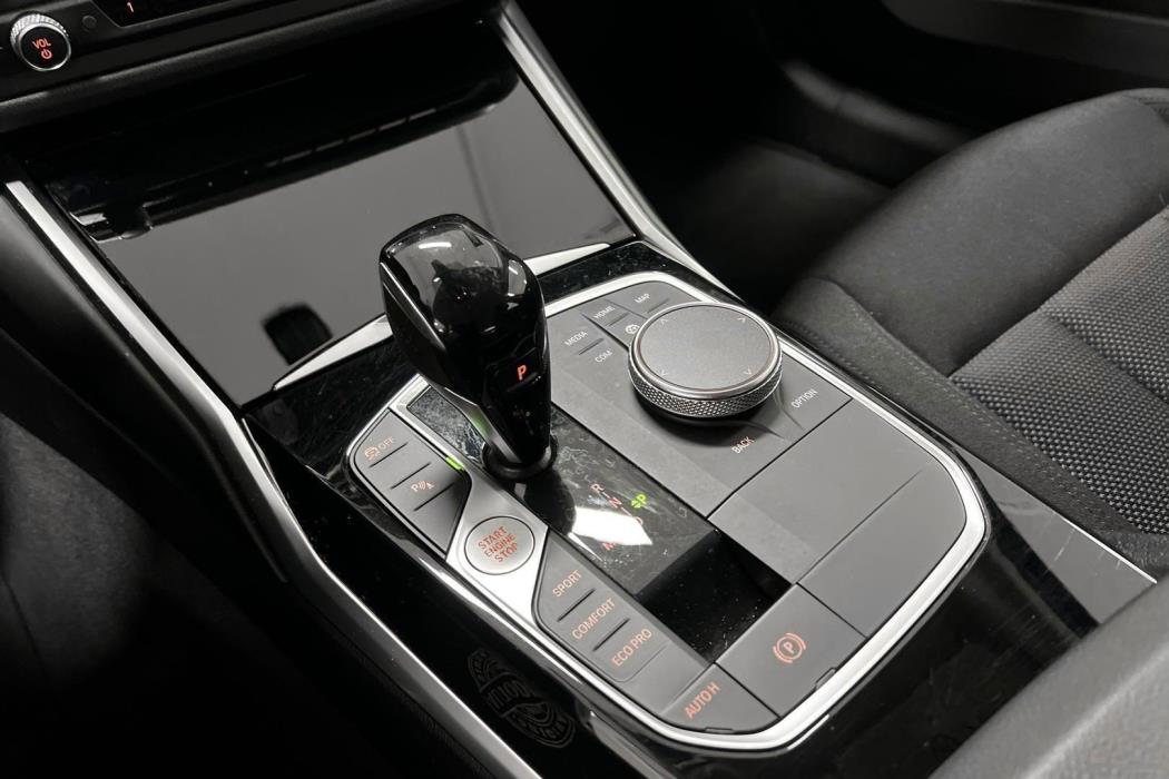 BMW 3-sarja 2022
