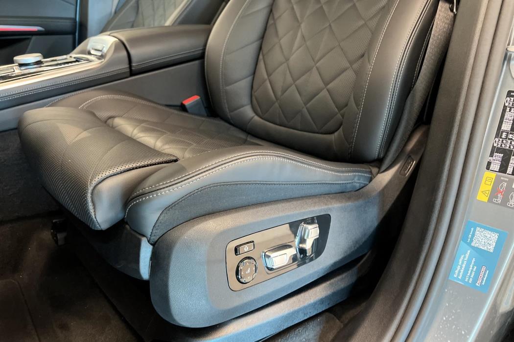 BMW X5 2025