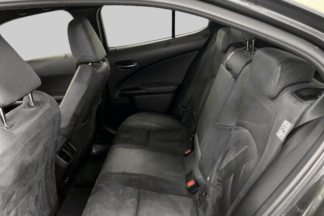 LEXUS UX 2023