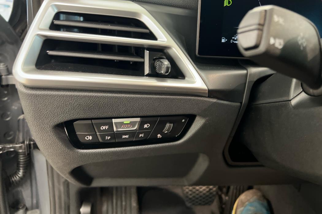 BMW 3-sarja 2025