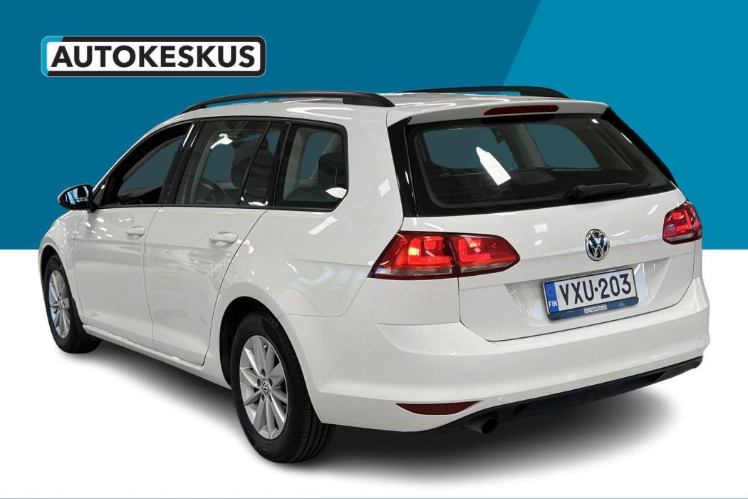 VOLKSWAGEN Golf 2015