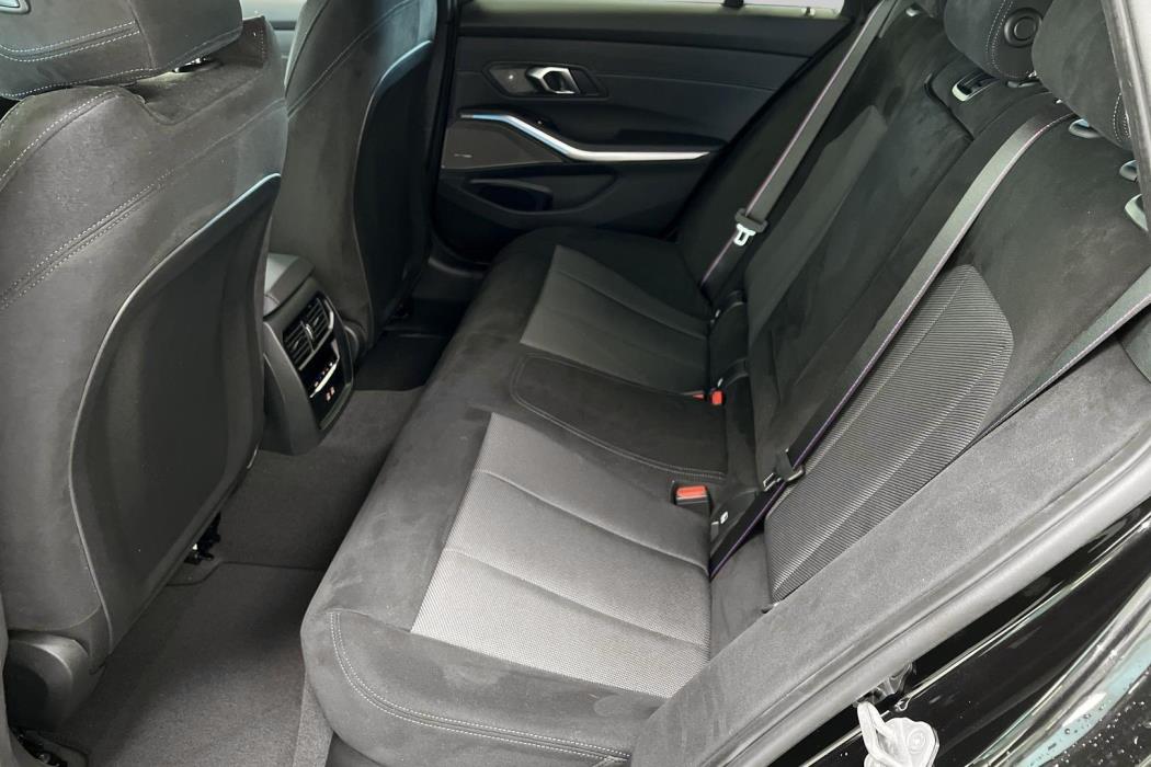 BMW 3-sarja 2025