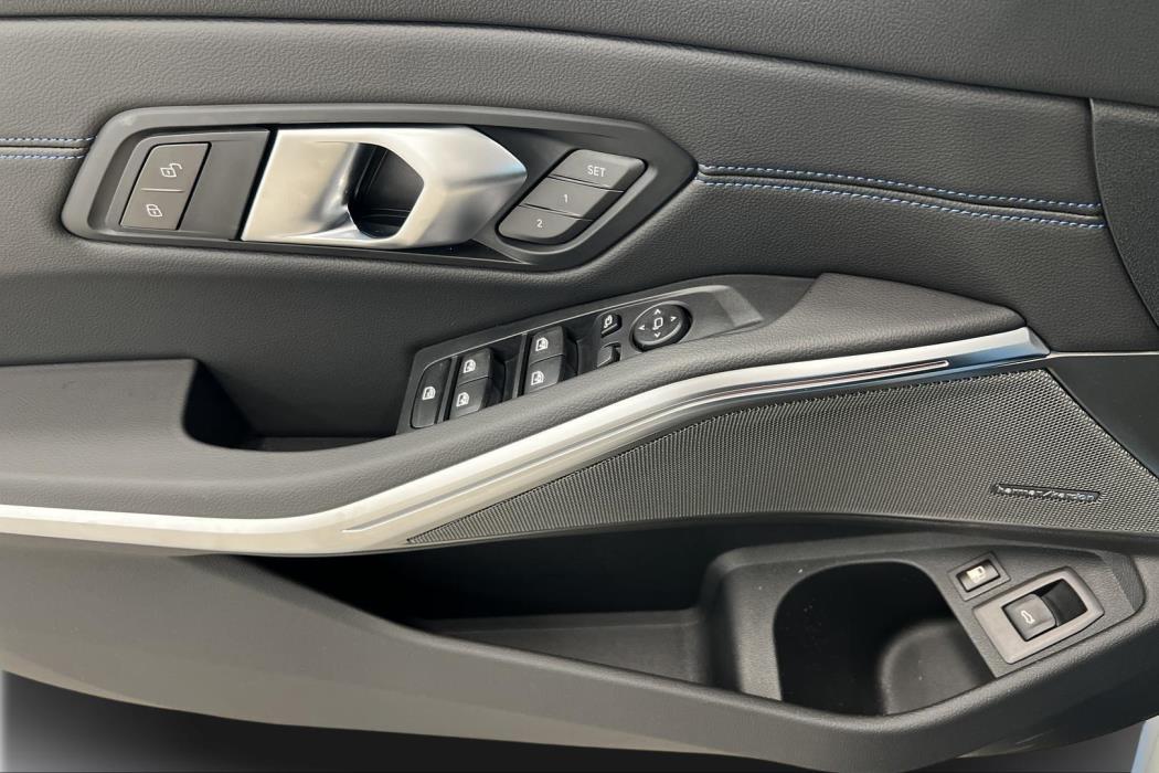BMW 3-sarja 2025