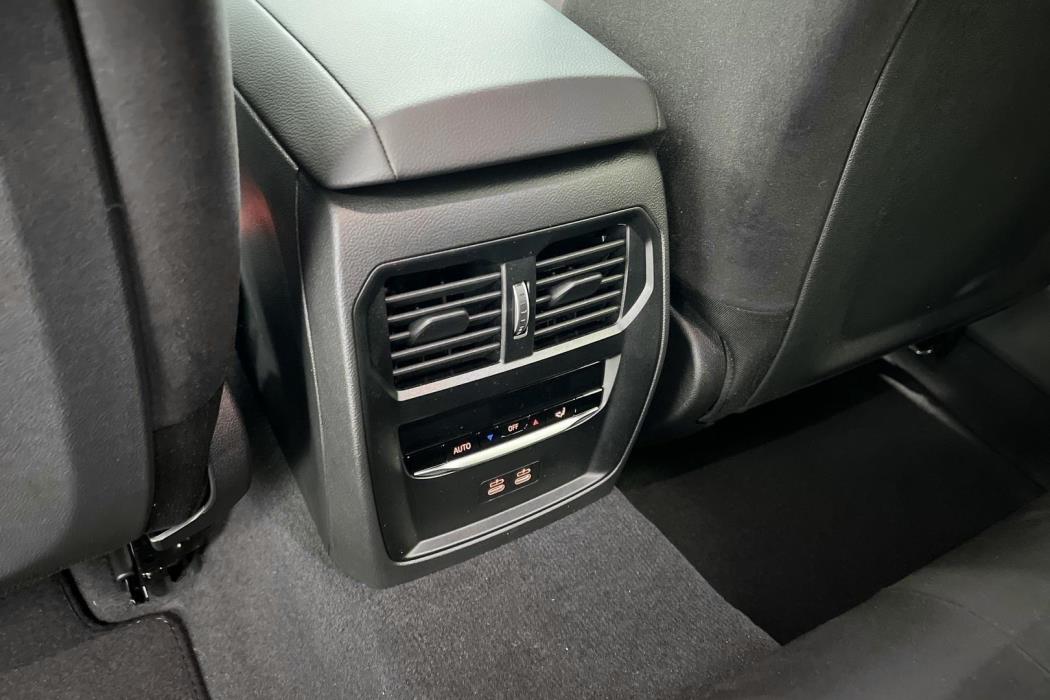 BMW 3-sarja 2025