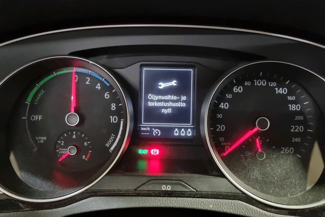 VOLKSWAGEN Passat 2016