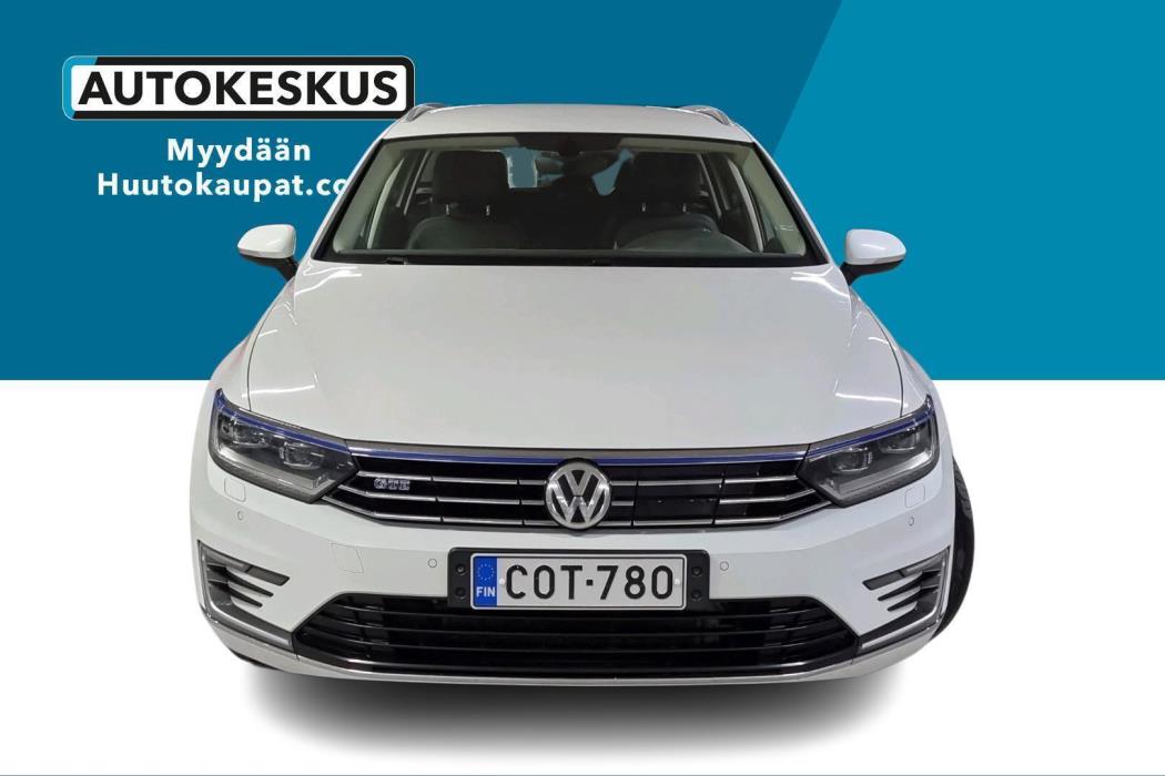VOLKSWAGEN Passat 2016