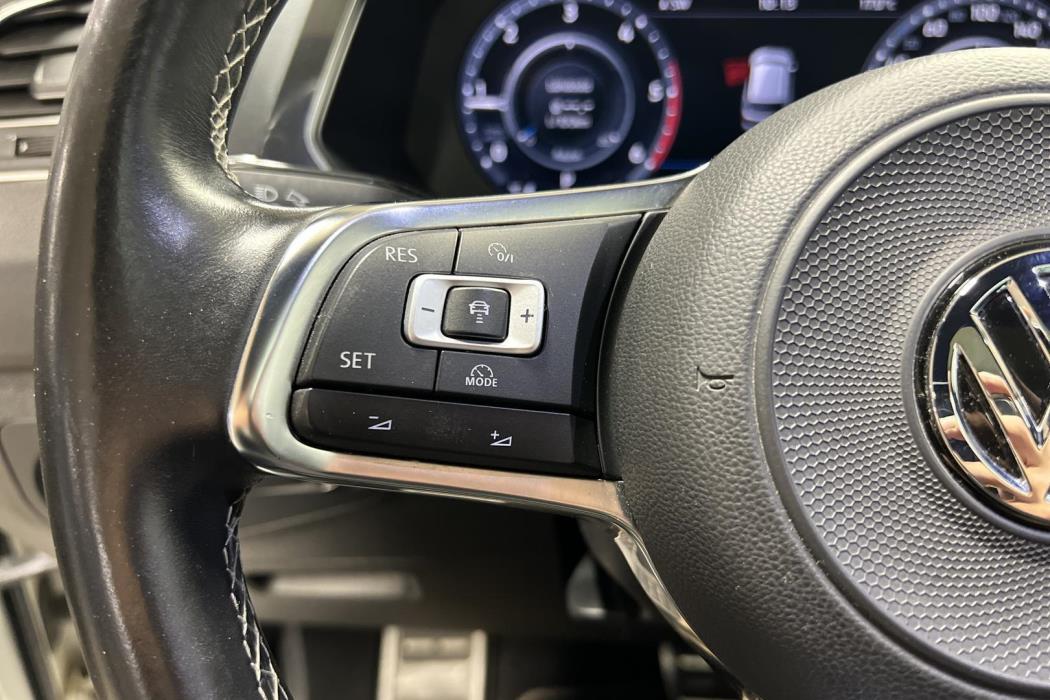 VOLKSWAGEN Tiguan 2017