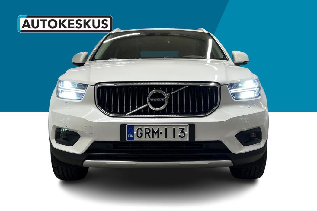 VOLVO XC40 2021