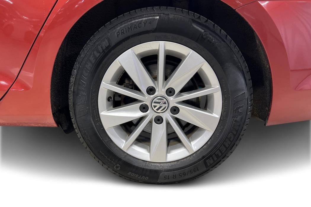 VOLKSWAGEN Golf 2014