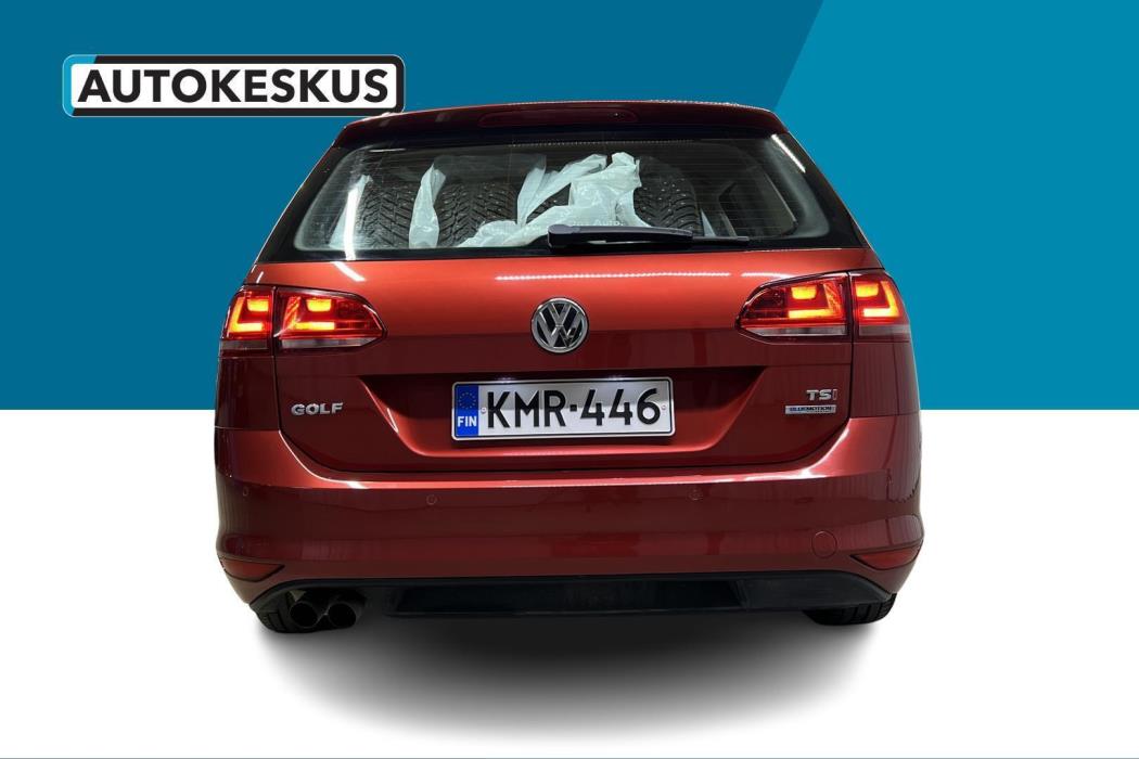 VOLKSWAGEN Golf 2014