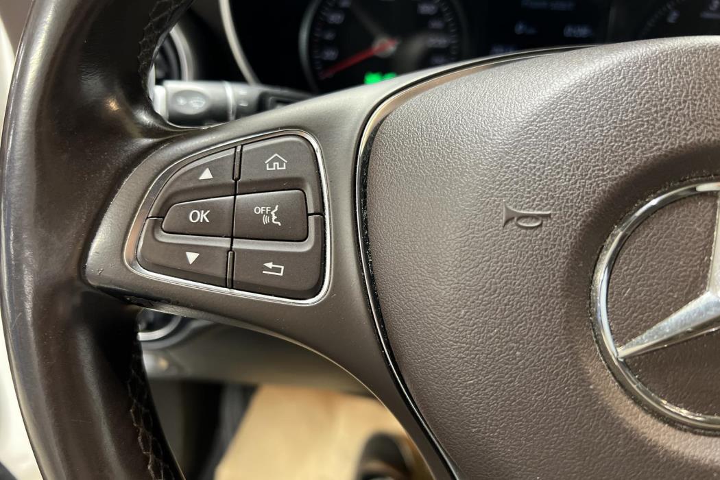 MERCEDES-BENZ GLC 2016